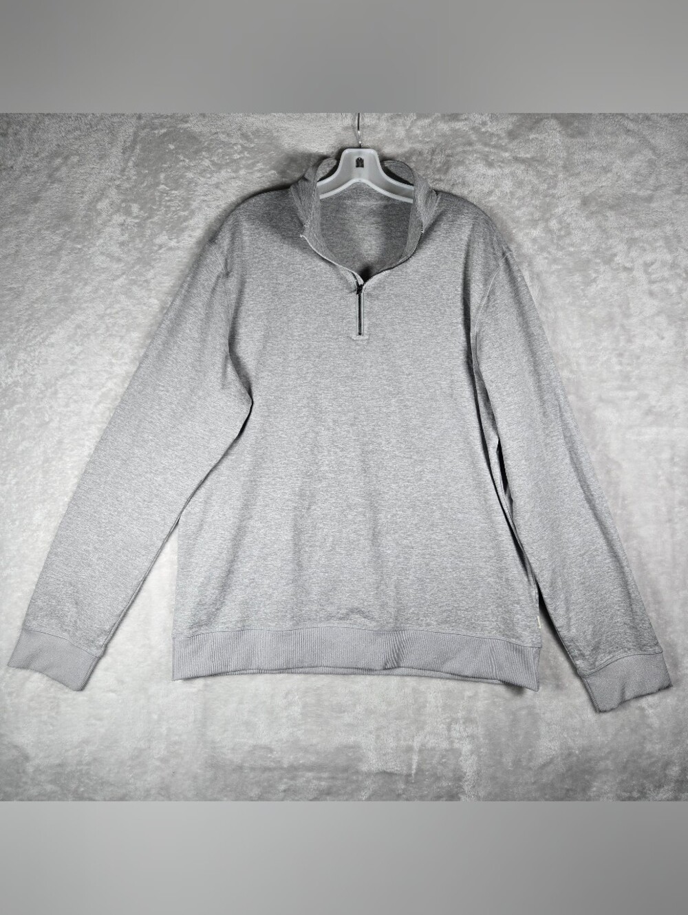 Vuori Coronado Half Zip Mens Size XL Heather Gray Fleece Pullover Sweater